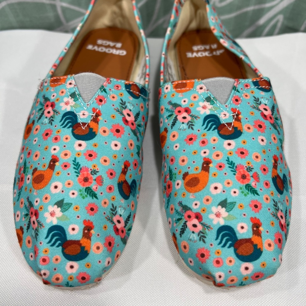 Groove Bags Chicken Casual Shoes